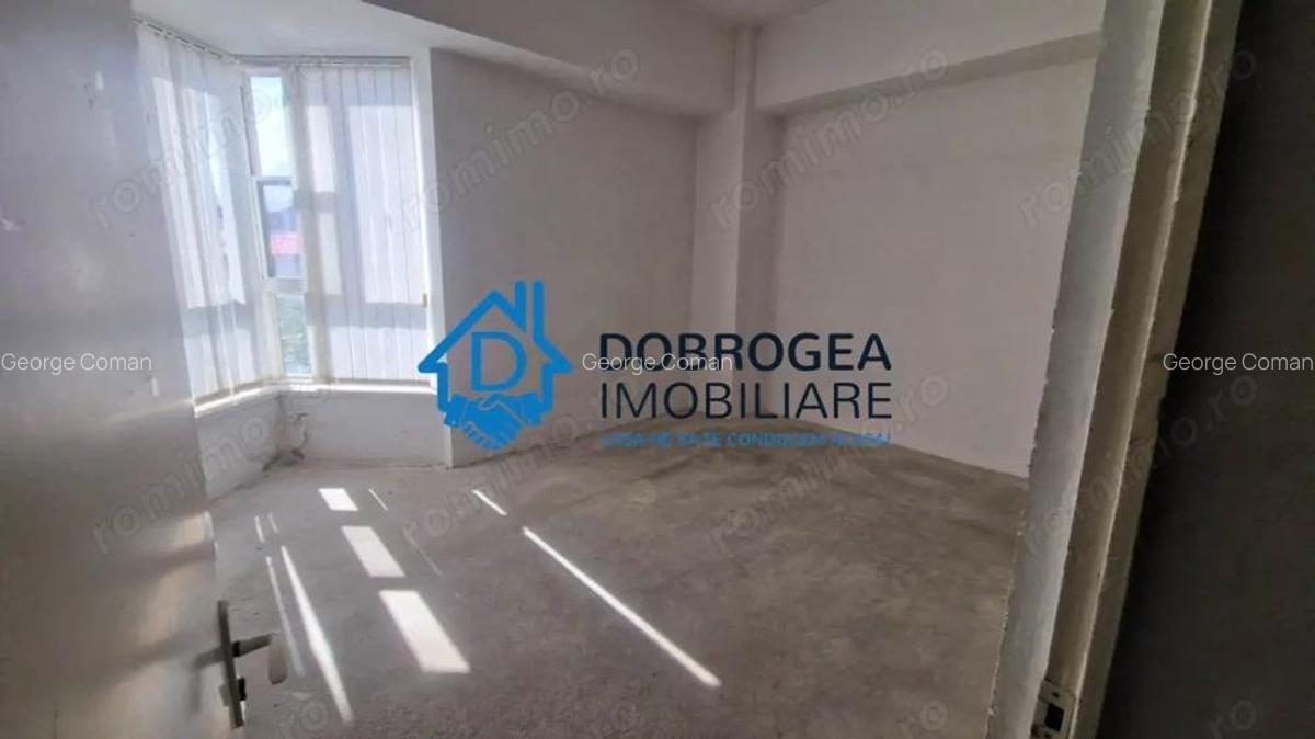 ZONA ULTRACENTRALA-CLADIRE CU 4 NIVELE , SUPRAFATA 300 MP - 2 ZONA ULTRACENTRALA-CLADIRE CU 4 NIVELE , SUPRAFATA 300 MP - 2