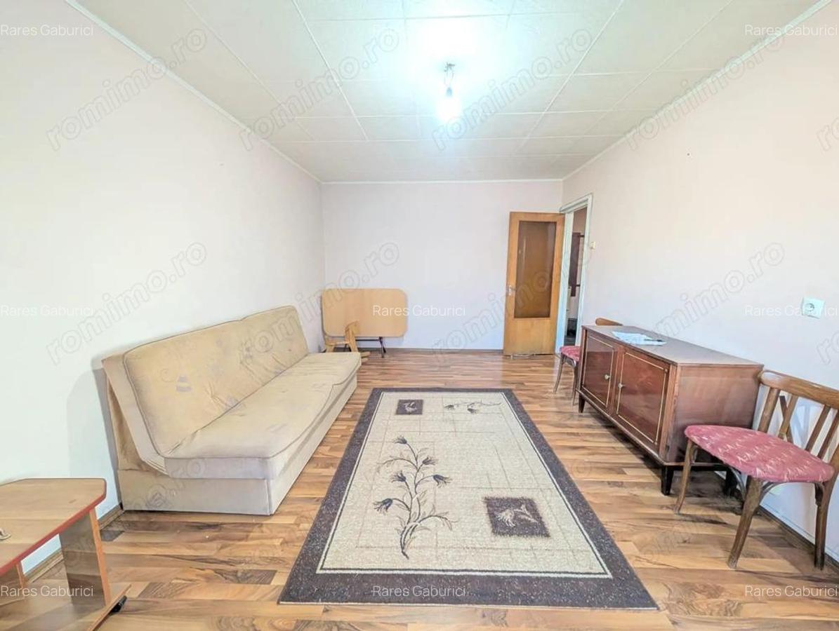 Apartament spa?ios de 3 camere Strada ?eli?a nr. 8 Bucuresti - 2
