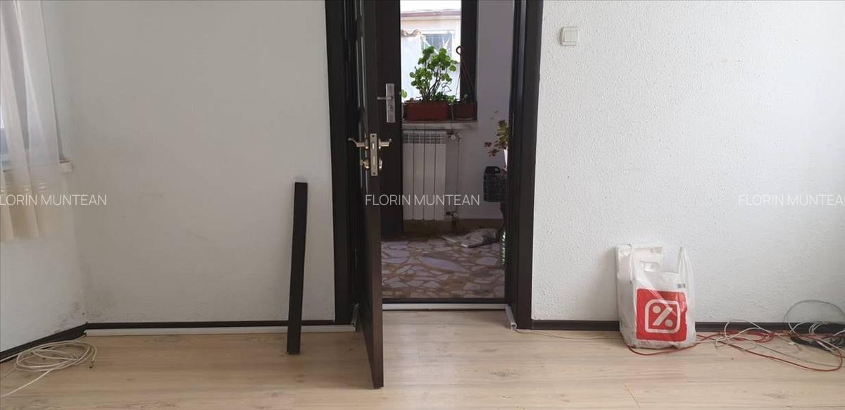 Casă cu 6 camere în ICIL - 8