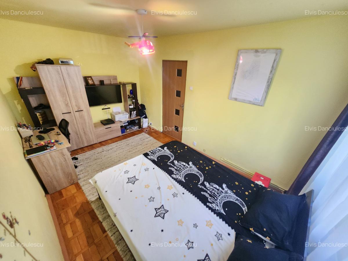2 Cam-Circumvalatiunii-3 Min de Centru-Mobilat-Centrala--60MP-95000 Euro! - 11