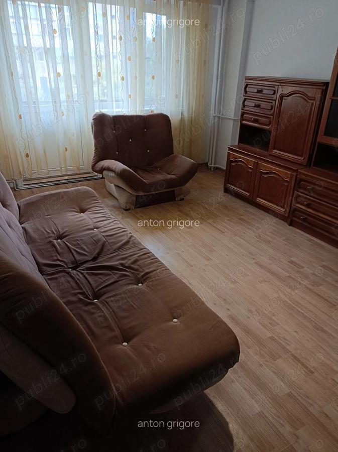 Inchiriez apartament cu 3 camere ultracentral - 8 Inchiriez apartament cu 3 camere ultracentral - 8