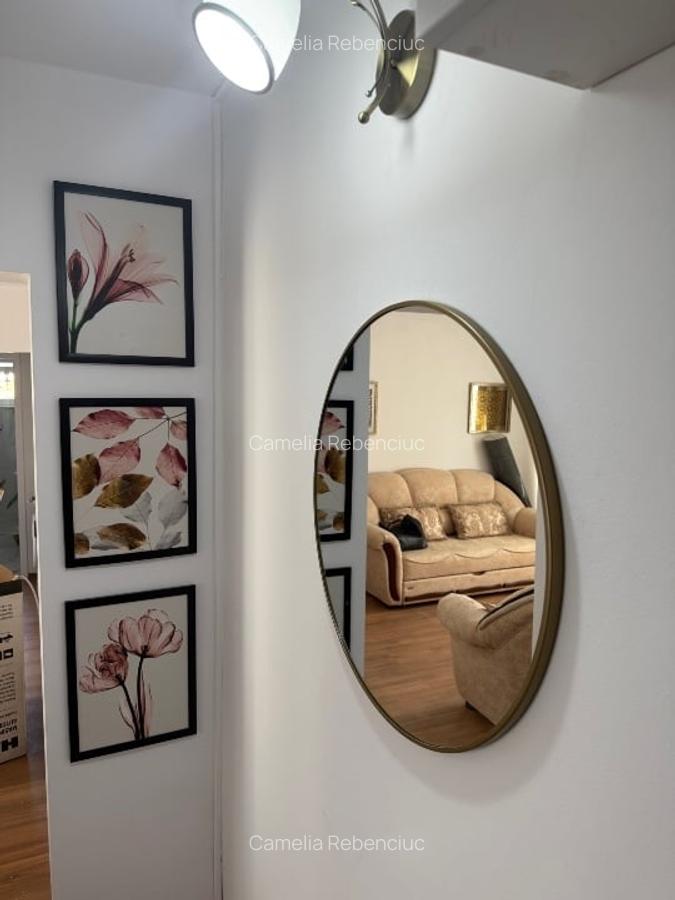 Persoană fizică ,vând apartament cu 2 camere în Păcurari,Alpha Bank - 1