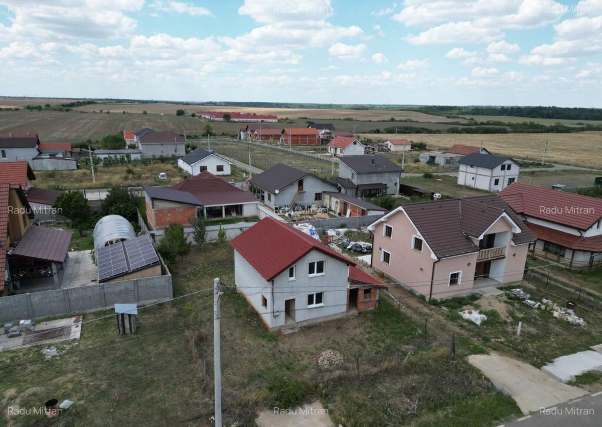 Casa la gri in Frumuseni - 5