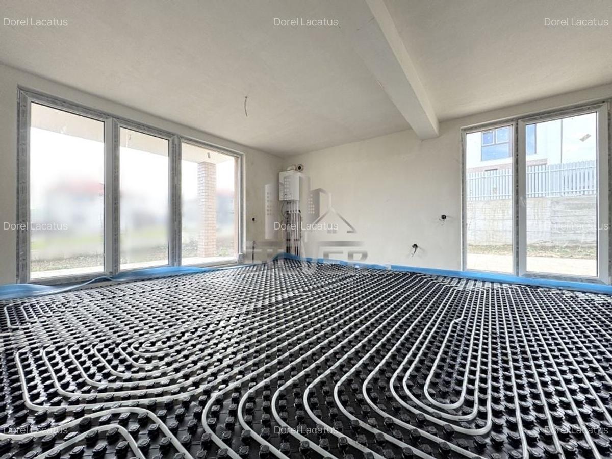 Casa alipita prin garaj/Teren 417 mp/CF. - 8