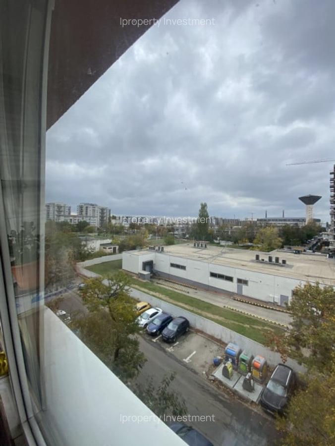 3 camere | Titan | Metrou 1 decembrie | balcon | 70 mp | 1981 - 2