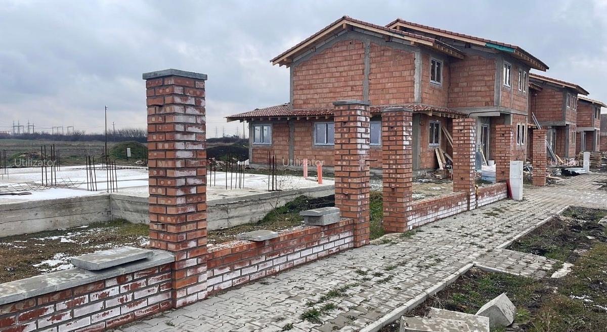 Teren de vânzare în Săcălaz cu autorizație de construcție și utilități - 4