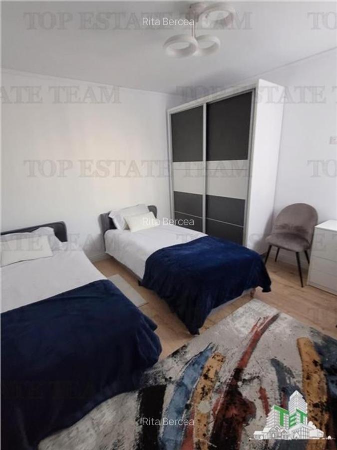 Apartament 4 camere decomandat lux Capitol Constanta - 14