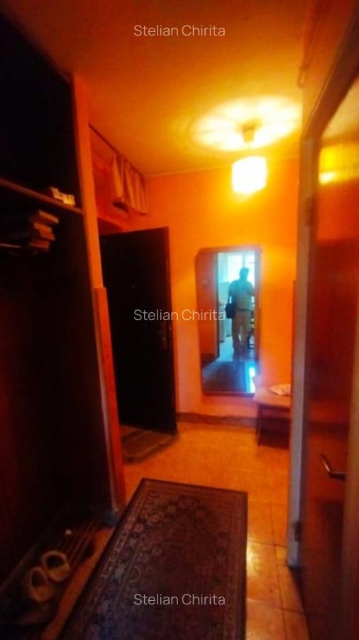 Vanzare apartament 2 camere - Drumul Taberei, Str. Brasov  Piata Moghioros - 17