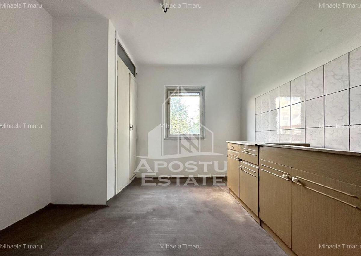 Apartament cu 3 camere, decomandat, zona Dambovita - 3