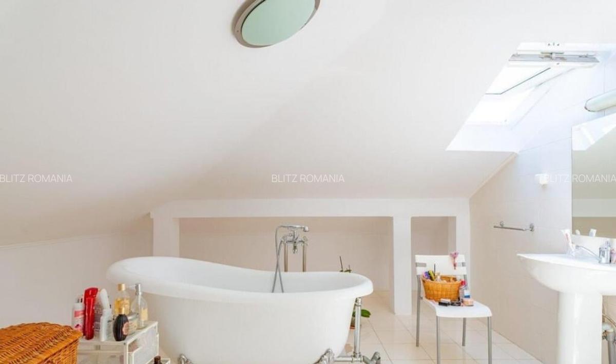 Apartament cu 4 camere, 200 mp, Dobroesti - 5