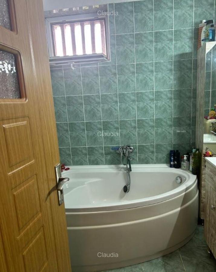 Apartament de 3 camere zona TRACTORUL - 5