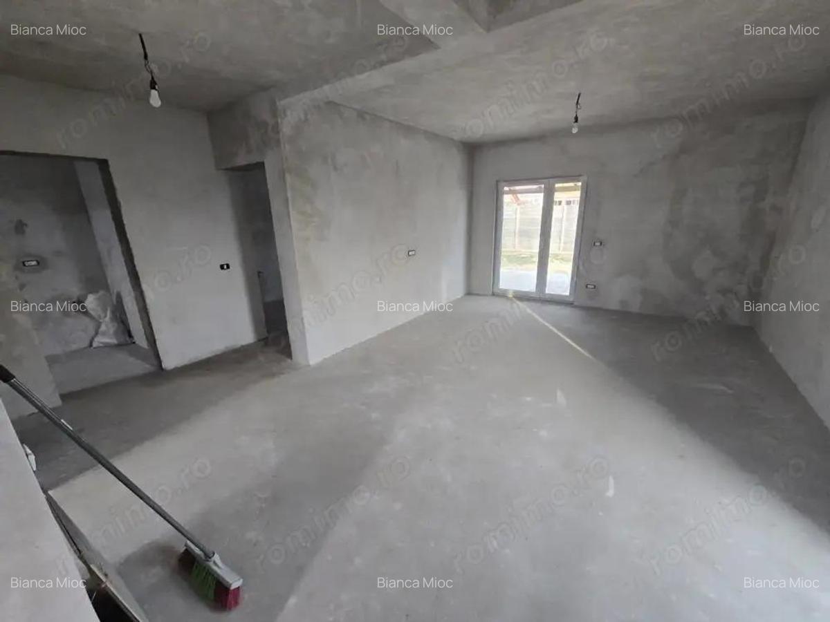 Duplex in Timisoara. Teren 500 mp. Pe parter. - 1