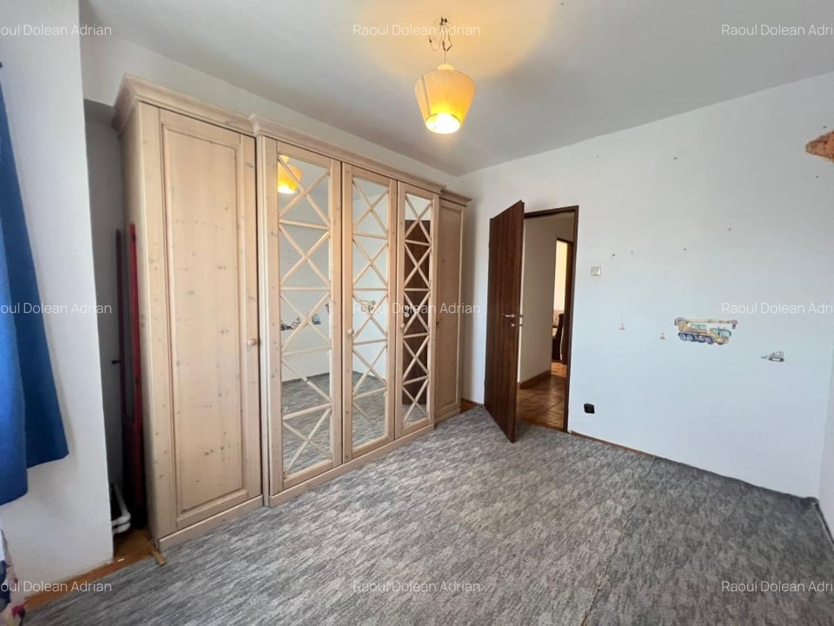 4 camere ,decomandat, 100 mp, 2 balcoane, str.Dorobantilor, Marasti - 5