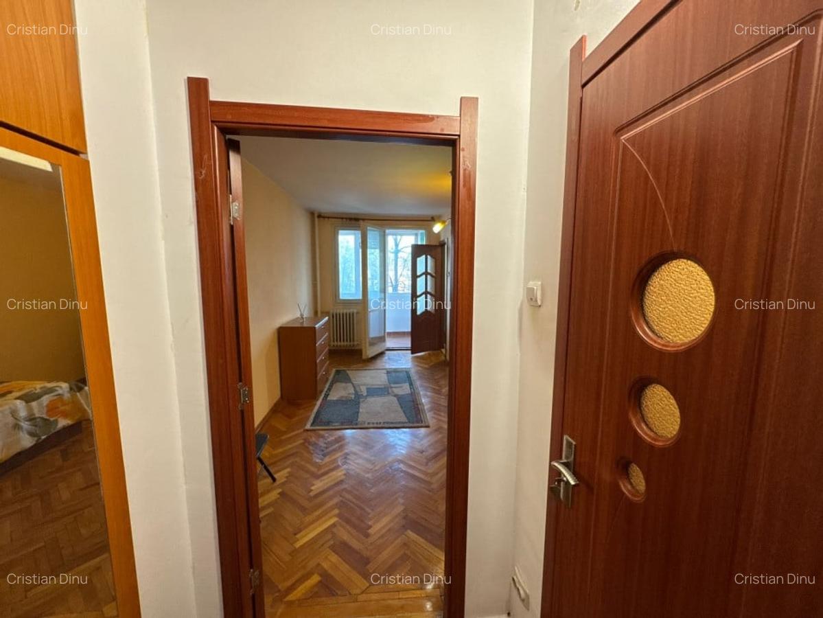 Costin Georgian - Garsoniera - Metrou - Zona linistita - 2