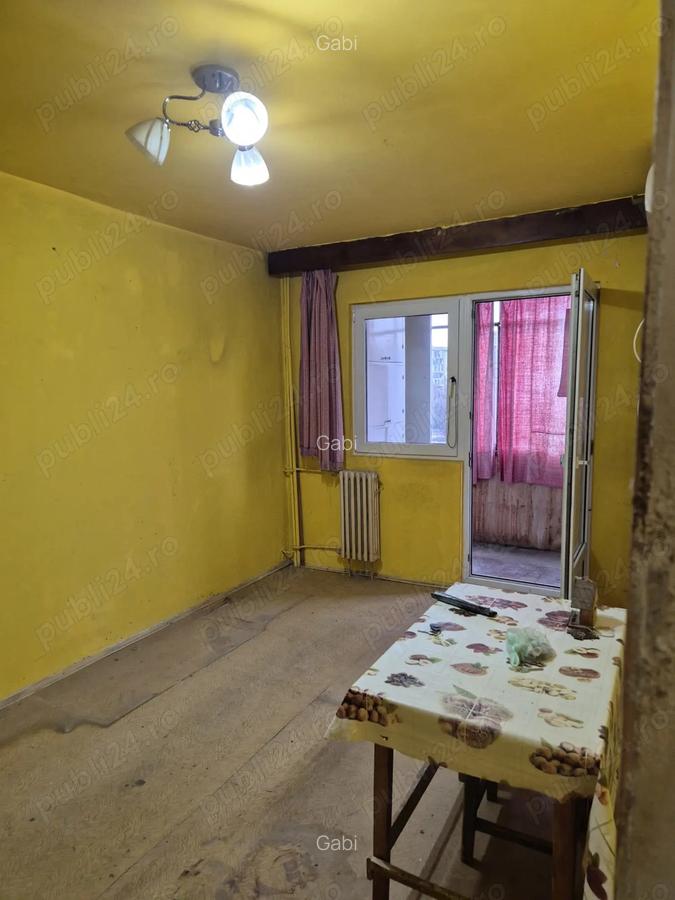 Vand garsoniera confort 1, zona Micalaca - 3