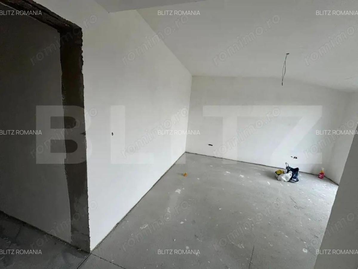 Casa de vanzare ,167MP - 12