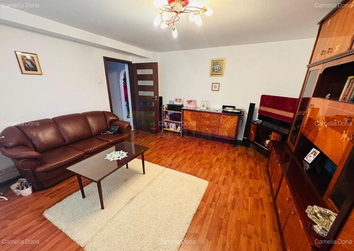 Vanzare apartament de 3 camere Tineretului-Pasaj - 5