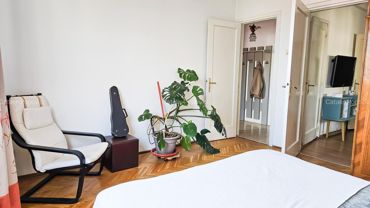 Apartament 3 camere Hala Traian zona linistita - 8