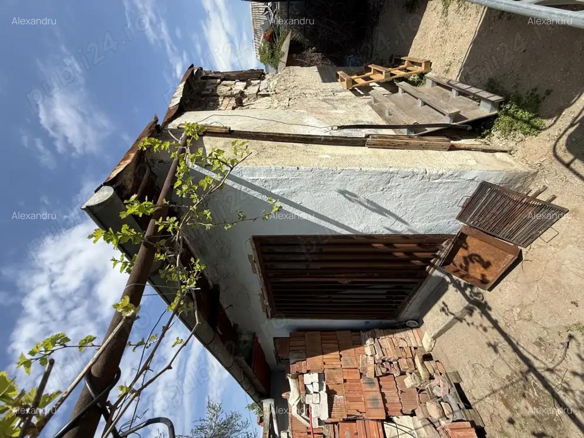 Theodor Pallady ! Pozitie top ! Casa + teren , str. Drumul Lunca Jaristei ! - 5