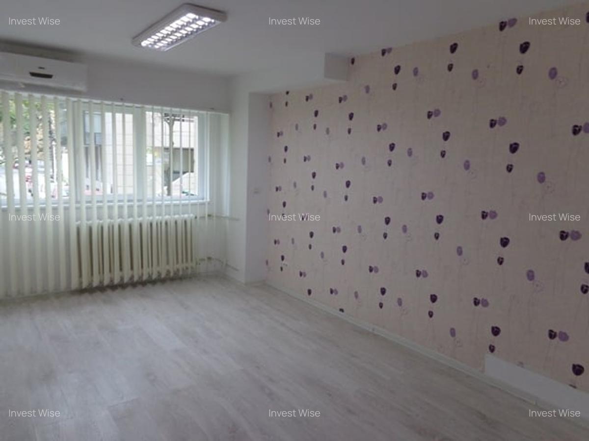 Apartament cu 3 camere decomandat în P-ța Unirii - 3