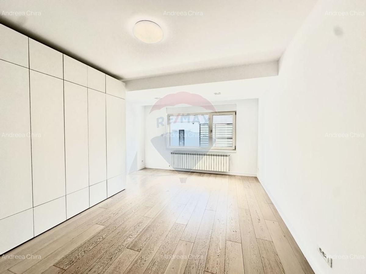 Apartament cu 6 camere decomandat în Nordului - 6