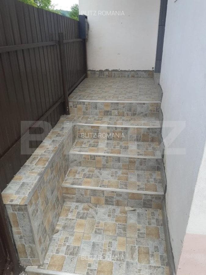 Casa 63 mp 3 camere bucatarie si baie teren 175 mp in Abrud - 3