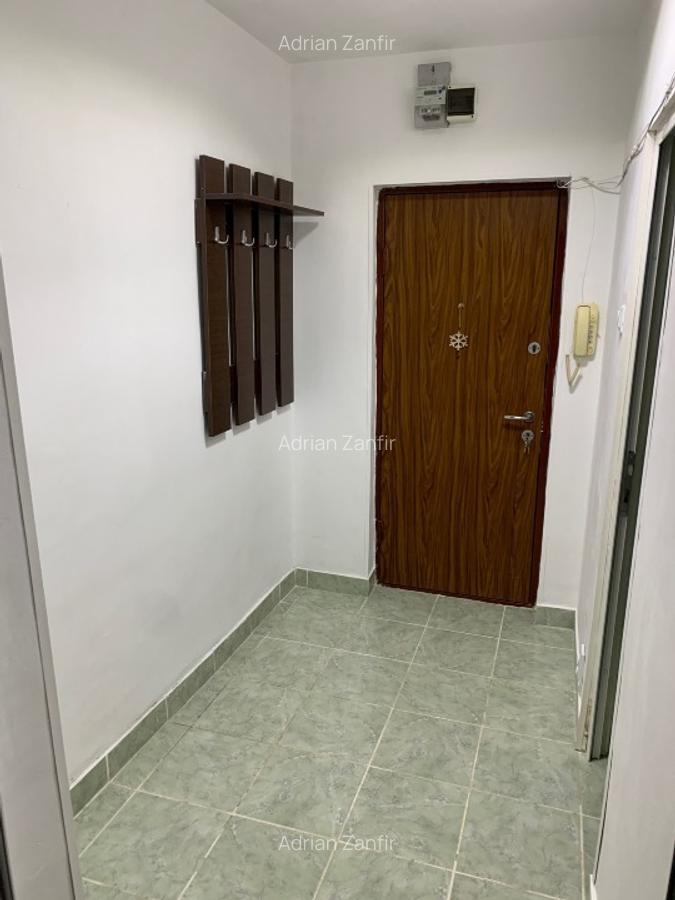 Inchiriez Garsoniera - 6