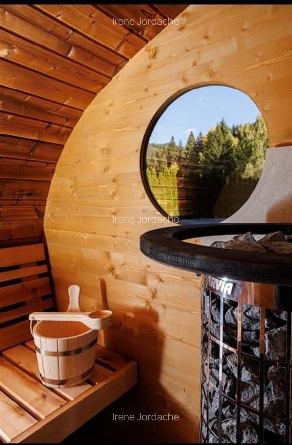Hotel/Pensiune, 390 mp în Moieciu de Sus - 1