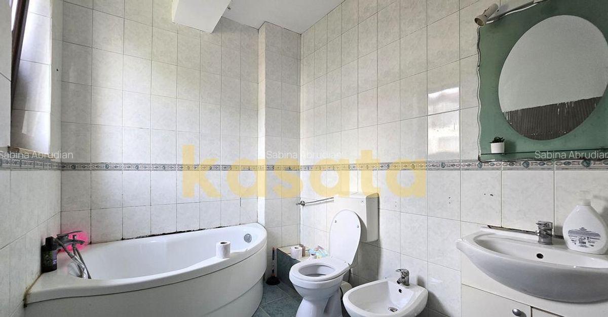 Oportunitate | 6 camere | 4 bai | Curte | Parcare - 4