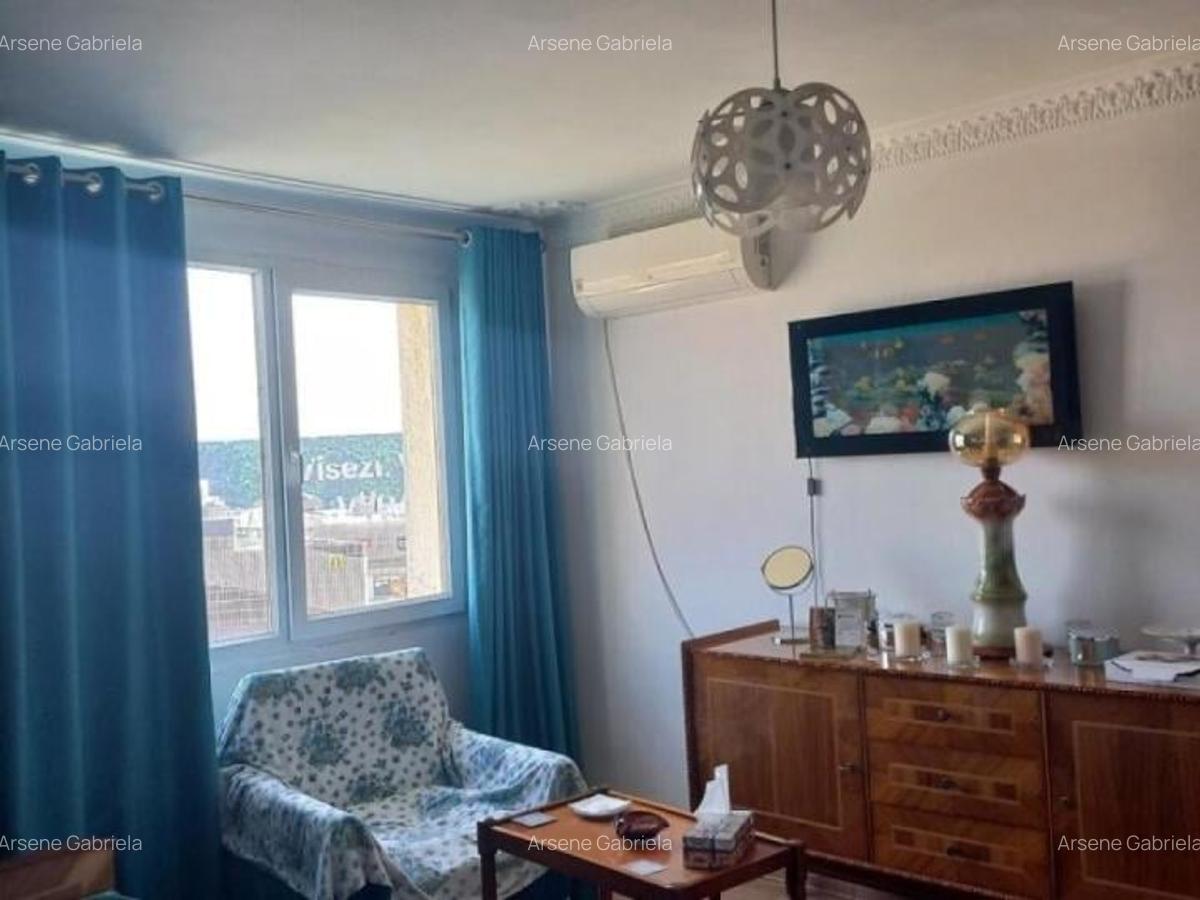 De vanzare apartament 3 camere/ Obor - 3