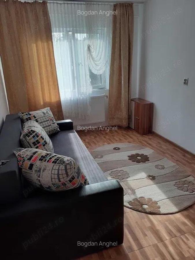 Garsoniera de inchiriat Ploie?ti Vest (piata Aurora) - 3