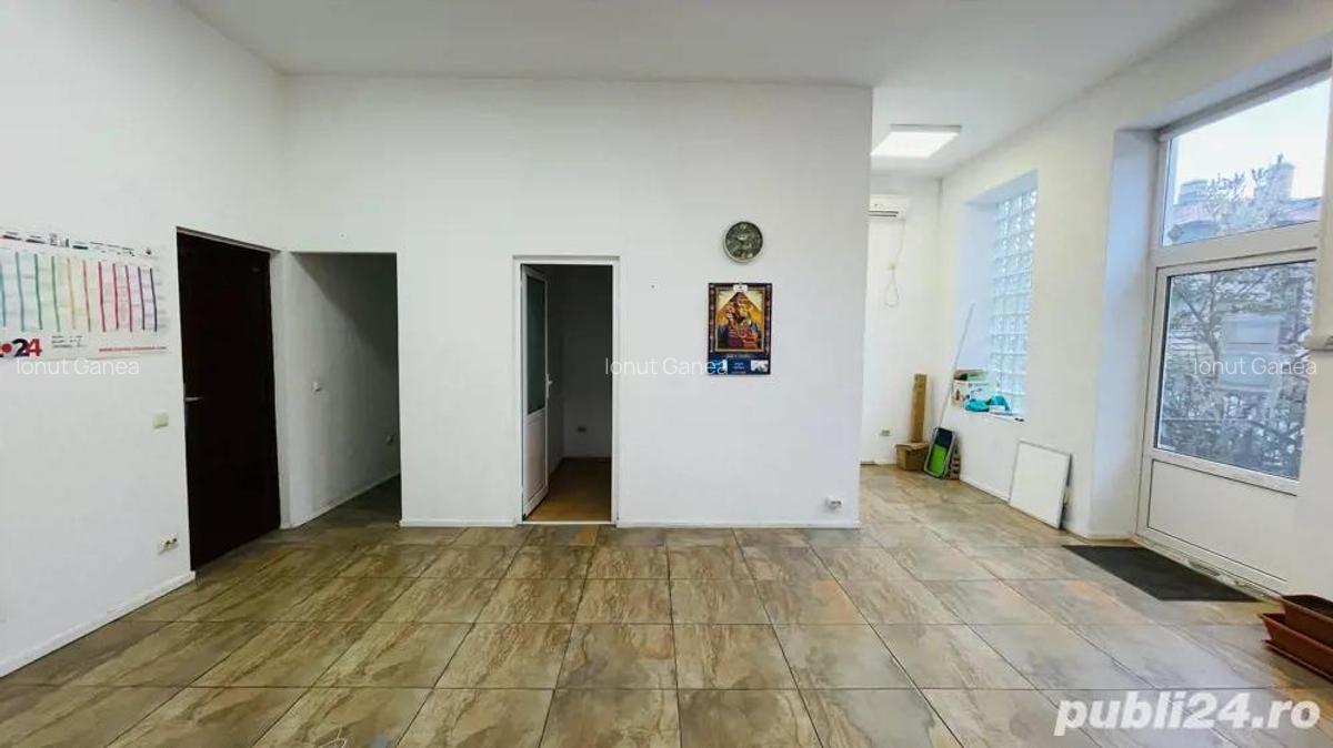 De inchiriat pentru salon beauty, Central langa Primarie - 1