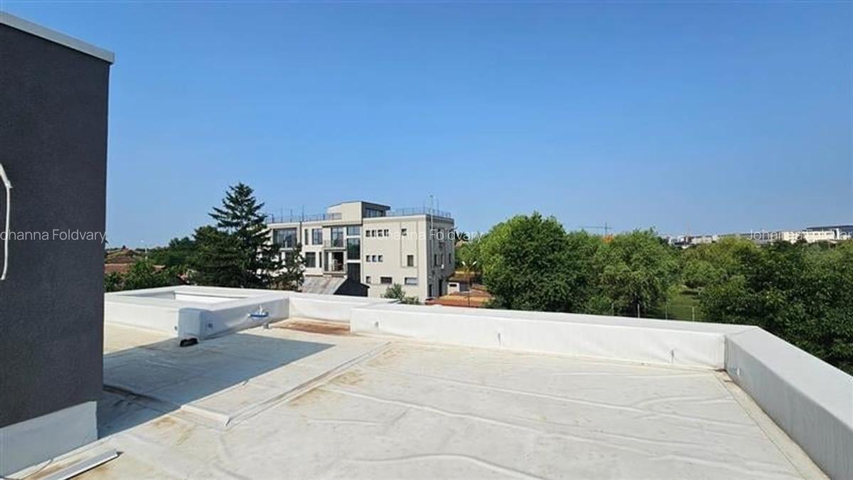Casă cu 4 camere în Ciarda Roșie - 12