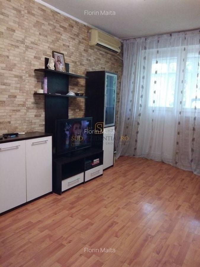 Bd. Brancoveanu, Etaj 3/10, 3 camere decomandat, zona de top, Sector 4 - 7 Bd. Brancoveanu, Etaj 3/10, 3 camere decomandat, zona de top, Sector 4 - 7