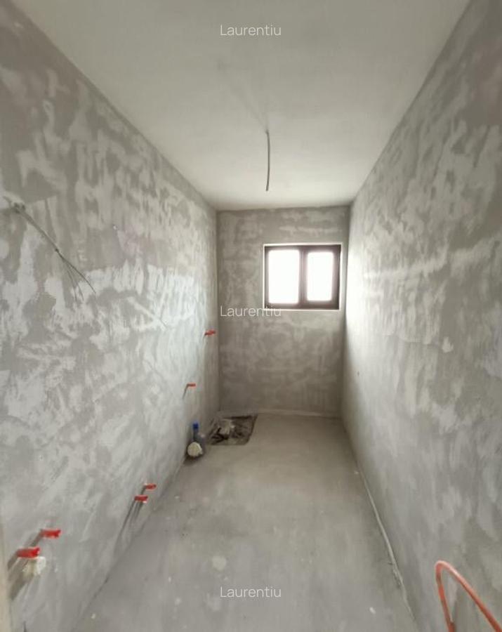 Casa cuplata in zona D.Mocanu Floresti - 12