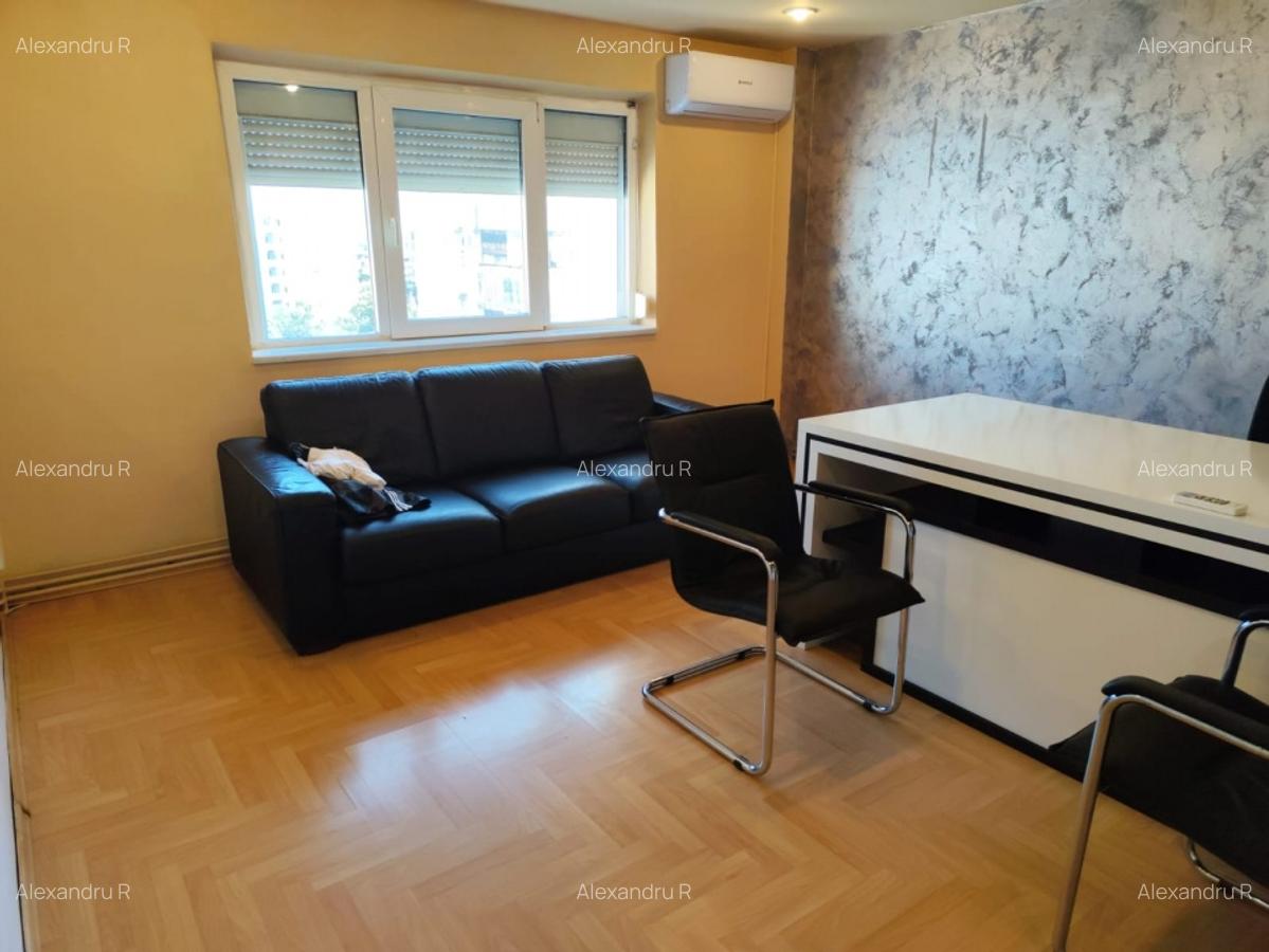 Birou complet mobilat, 85 mp, 3 camere, langa Mall Vitan , centrala - 16