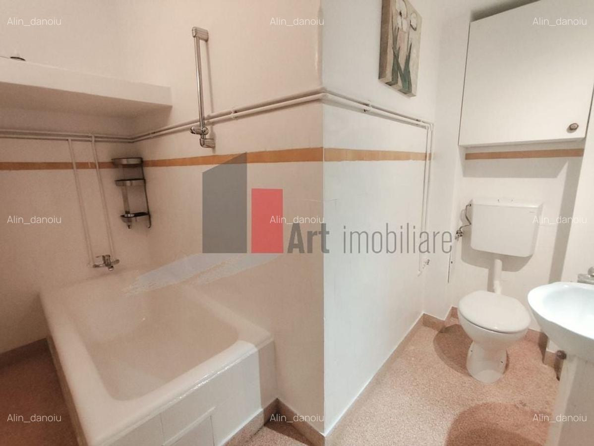 Garsoniera de inchiriat in zona Magheru (ultracentral) - 8