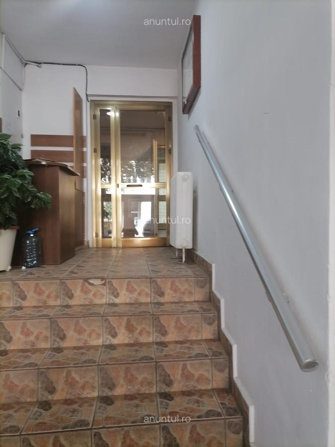 Piata Romana- A.S.E.- Hotel Sheraton - 15