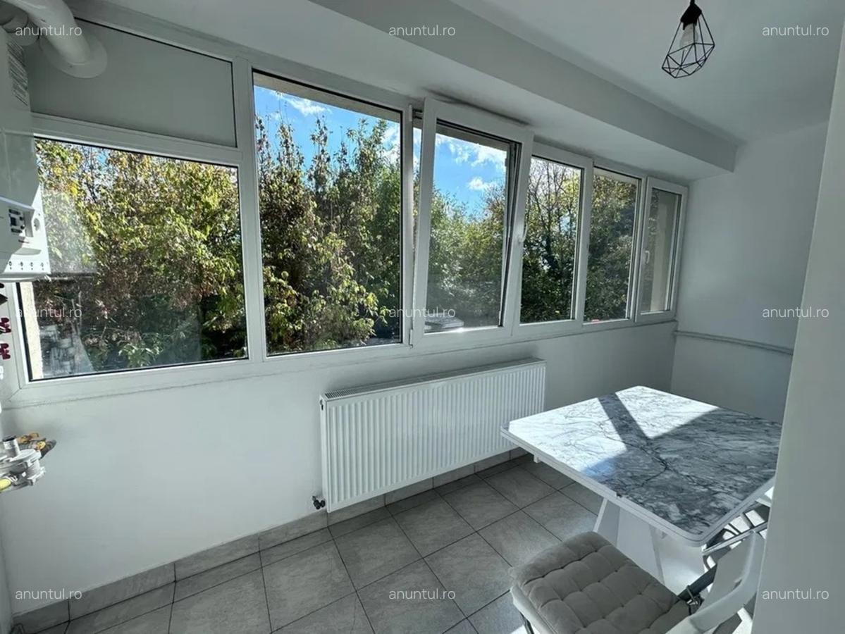 Pajura, metrou Jiului, Apartament 2 camere Centrala Proprie, et.2/3 - 1