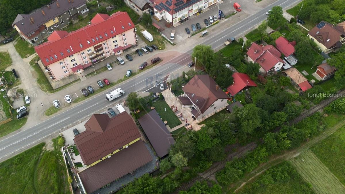 Casa spatioasa de vanzare - 30