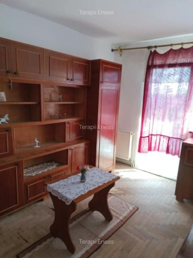 Vand apartament 3 camere decomandat Lugoj pe malul Timisului. - 7