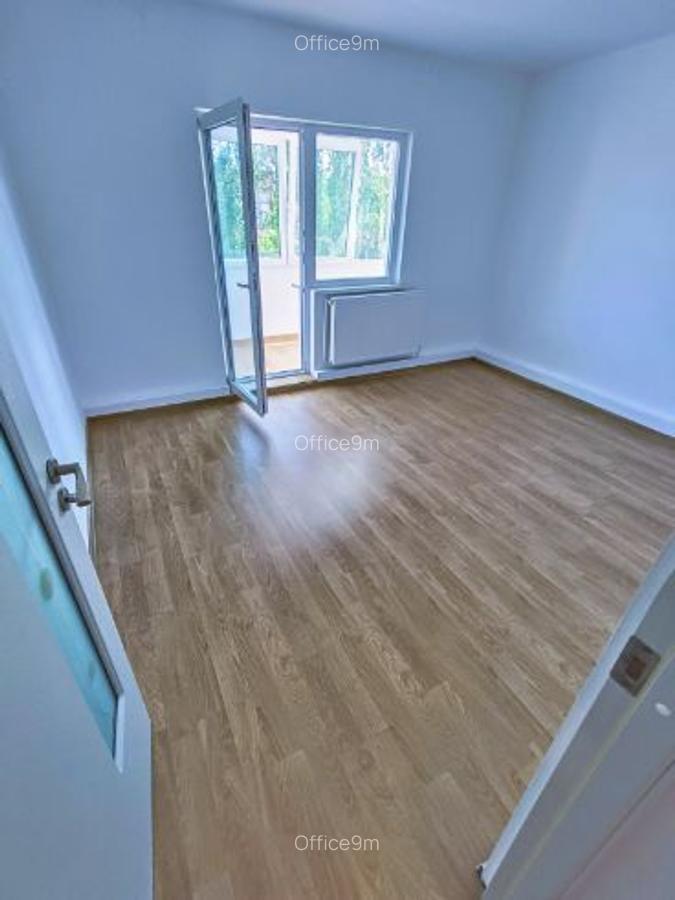 Județean - apartament 3 camere - 2 grupuri sanitare - 2 balcoane - 1