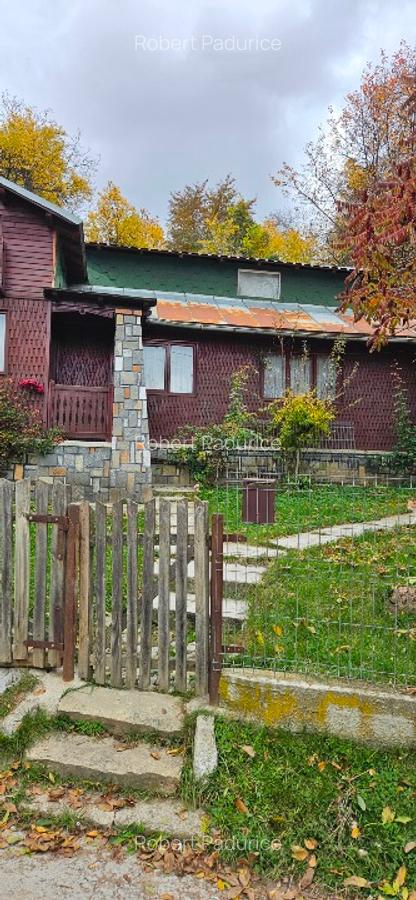 Casă +teren - 8 Casă +teren - 8