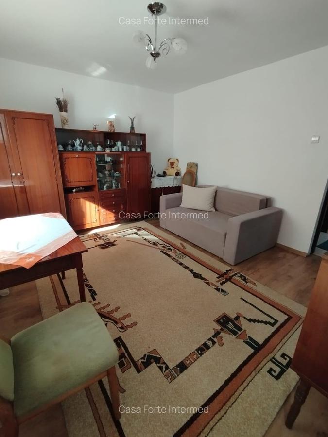 2 camere, decomandat, zona strazii Clabucet 400 euro  Cluj-Napoca, Manastur - 1