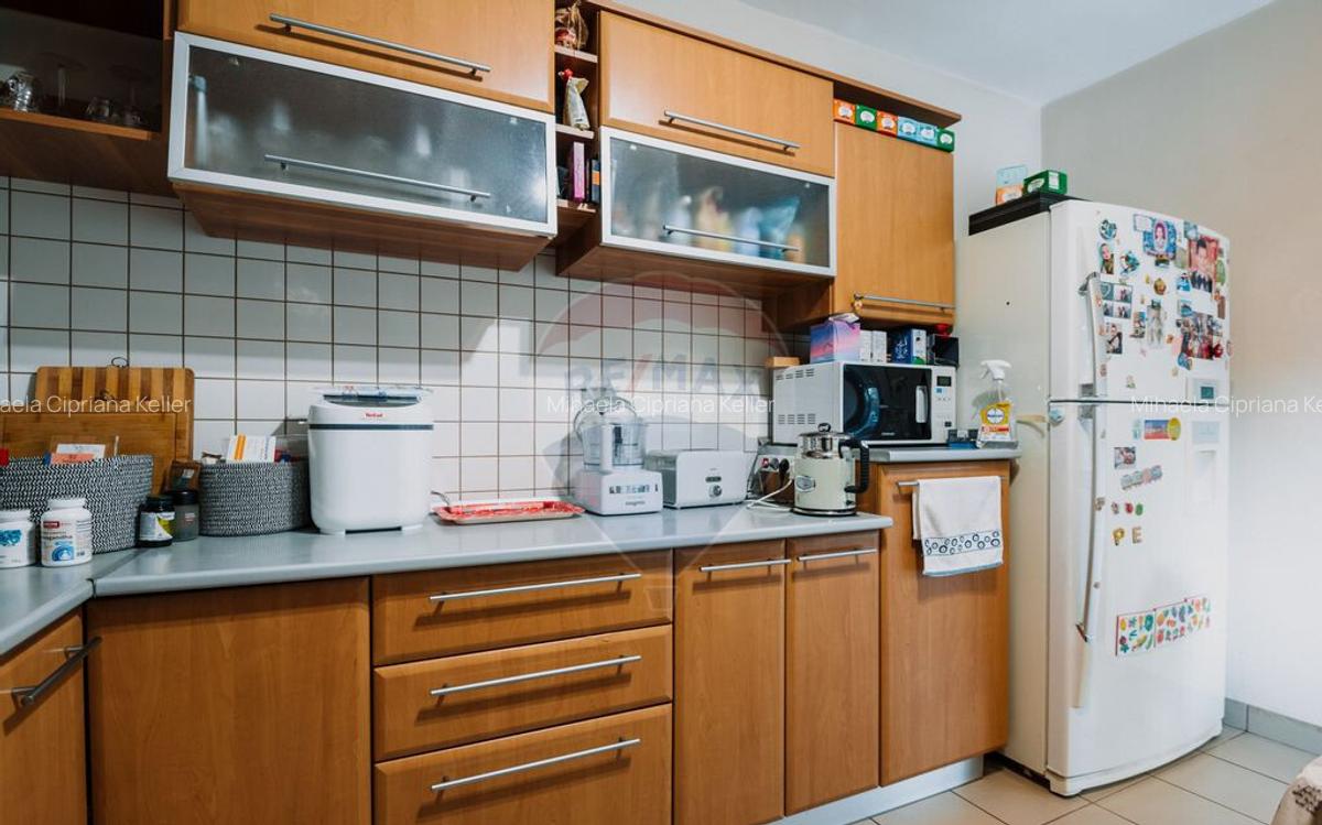 Vanzare casa, intr-o loca?ie lini?tita in cartierul... - 17