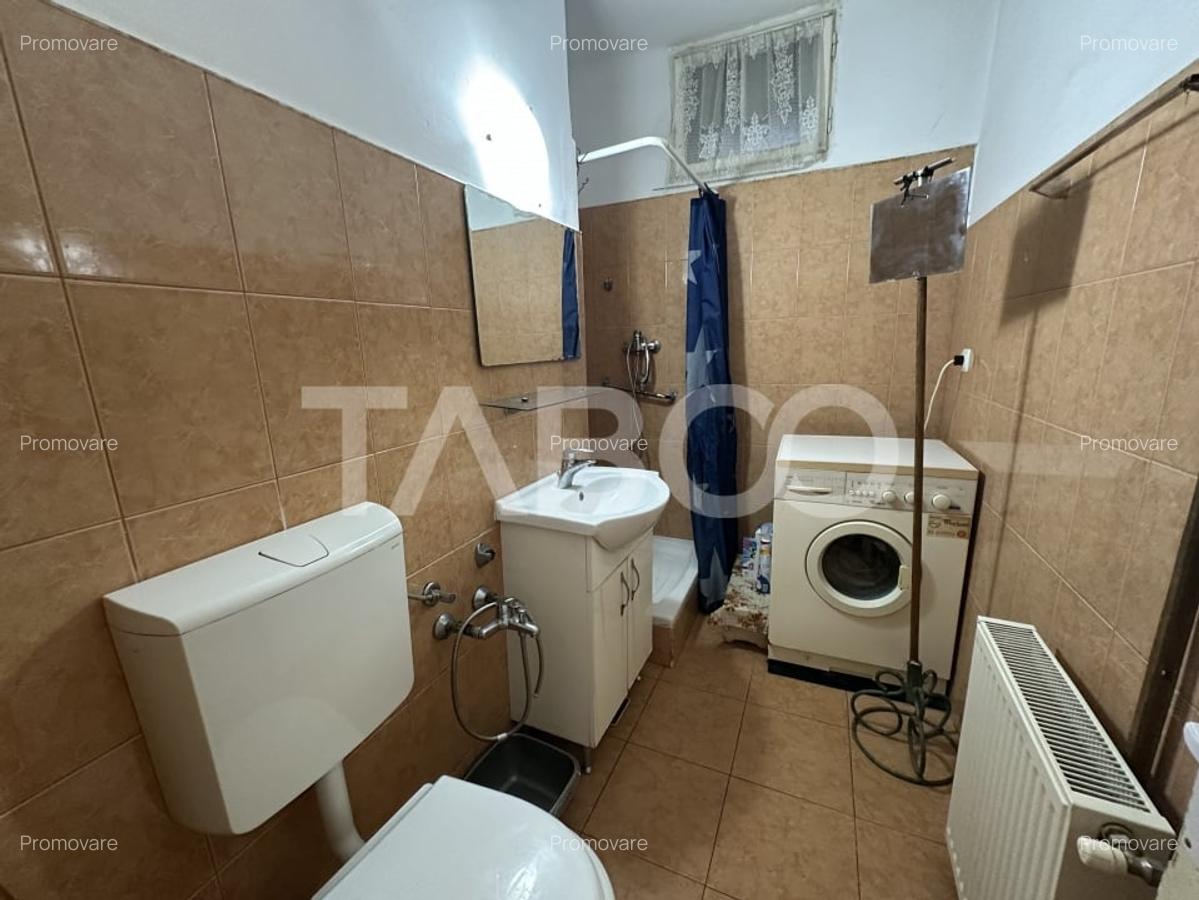 Apartament 2 camere 47 mpu decomandat 2 boxe la subsol garaj etaj 2 - 9
