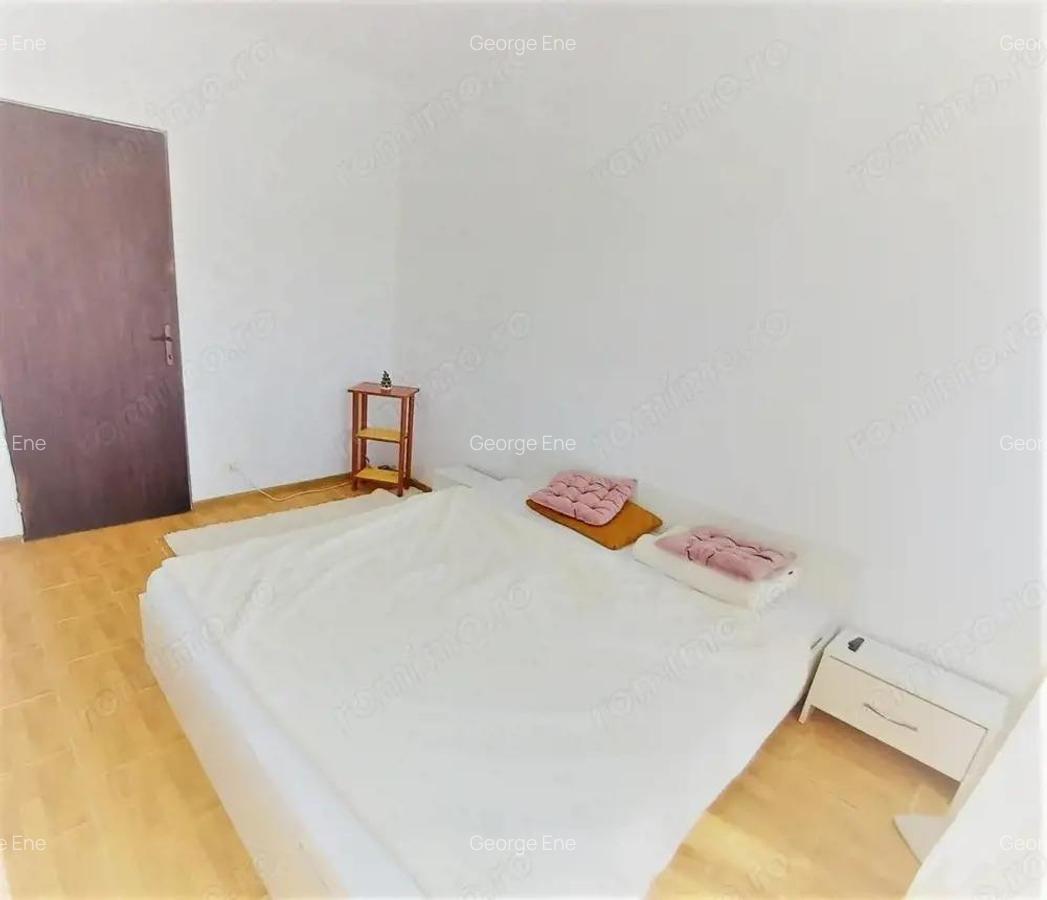 Apartament 3 camere vanzare Soseaua Alexandriei etaj 3 stradal - 3