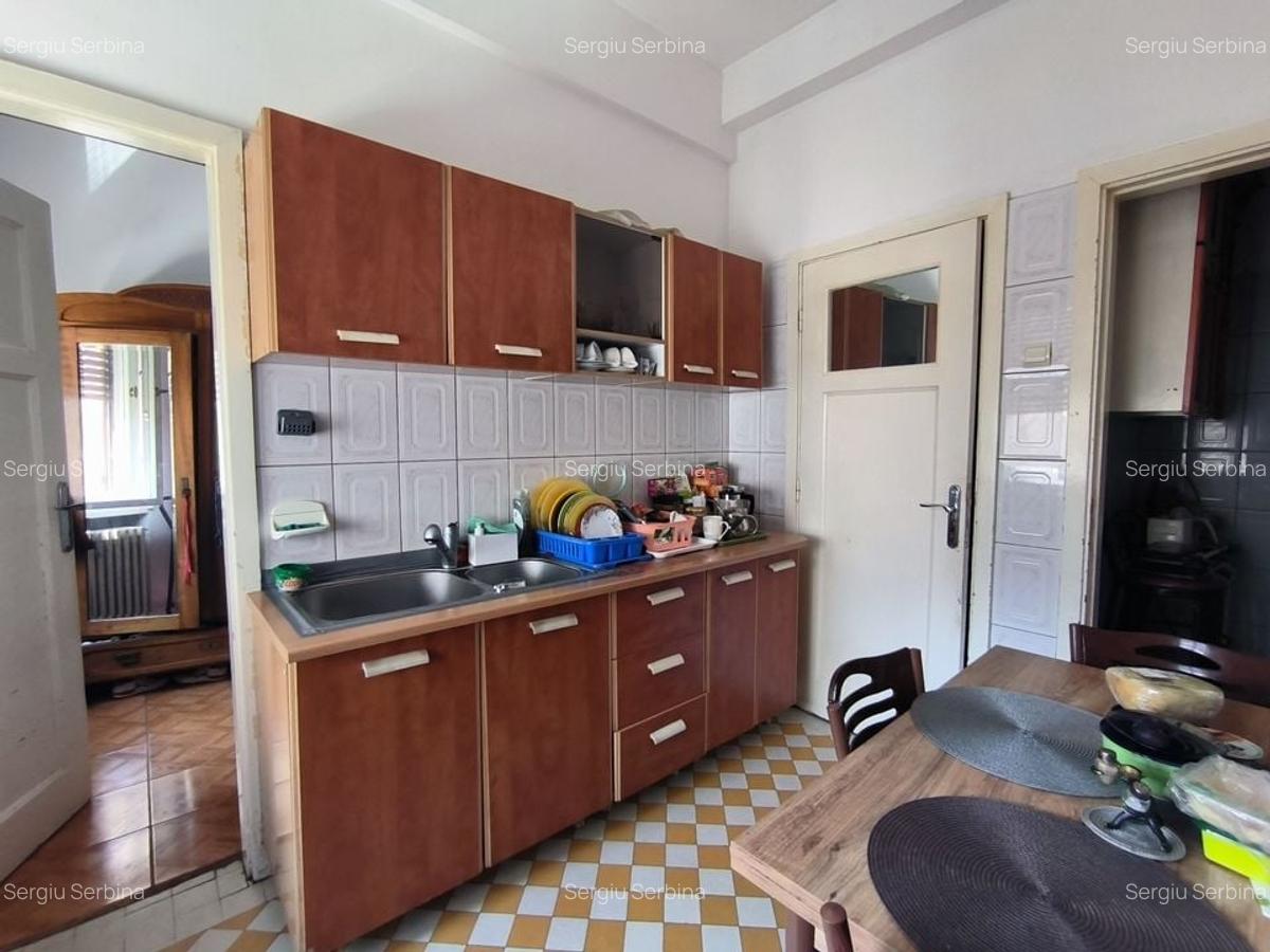 Apartament 5 camere de vanzare Piata Romana 145 mp - 11