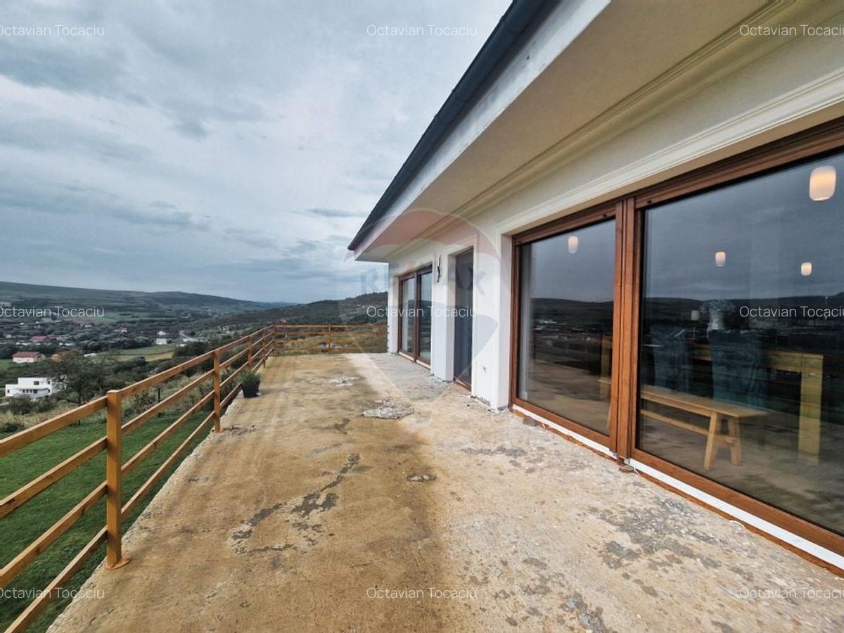 CASA/VILA Exclusivista 6 camere cu panorma spectaculoasa de vanzare - 9