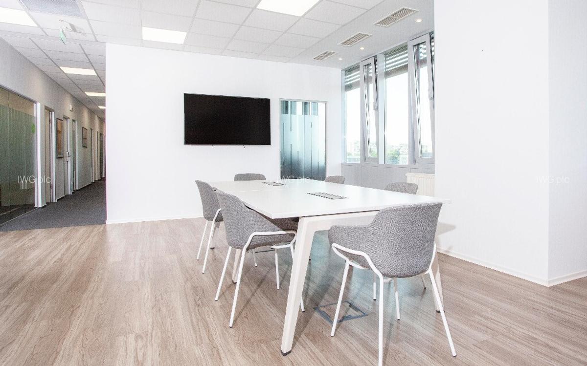 Spa?iu de birou privat pentru 5 persoane in Regus Sun Business Centre - 6